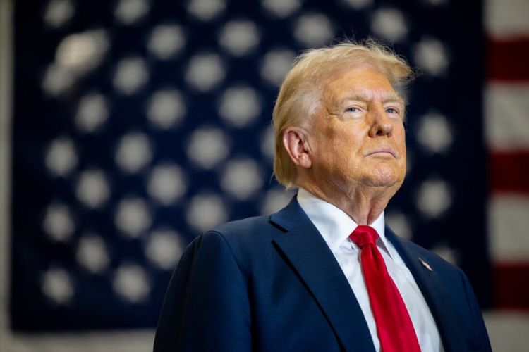 Dolar Pulih Setelah Trump Bantah Rumor Pembatasan Tarif Impor