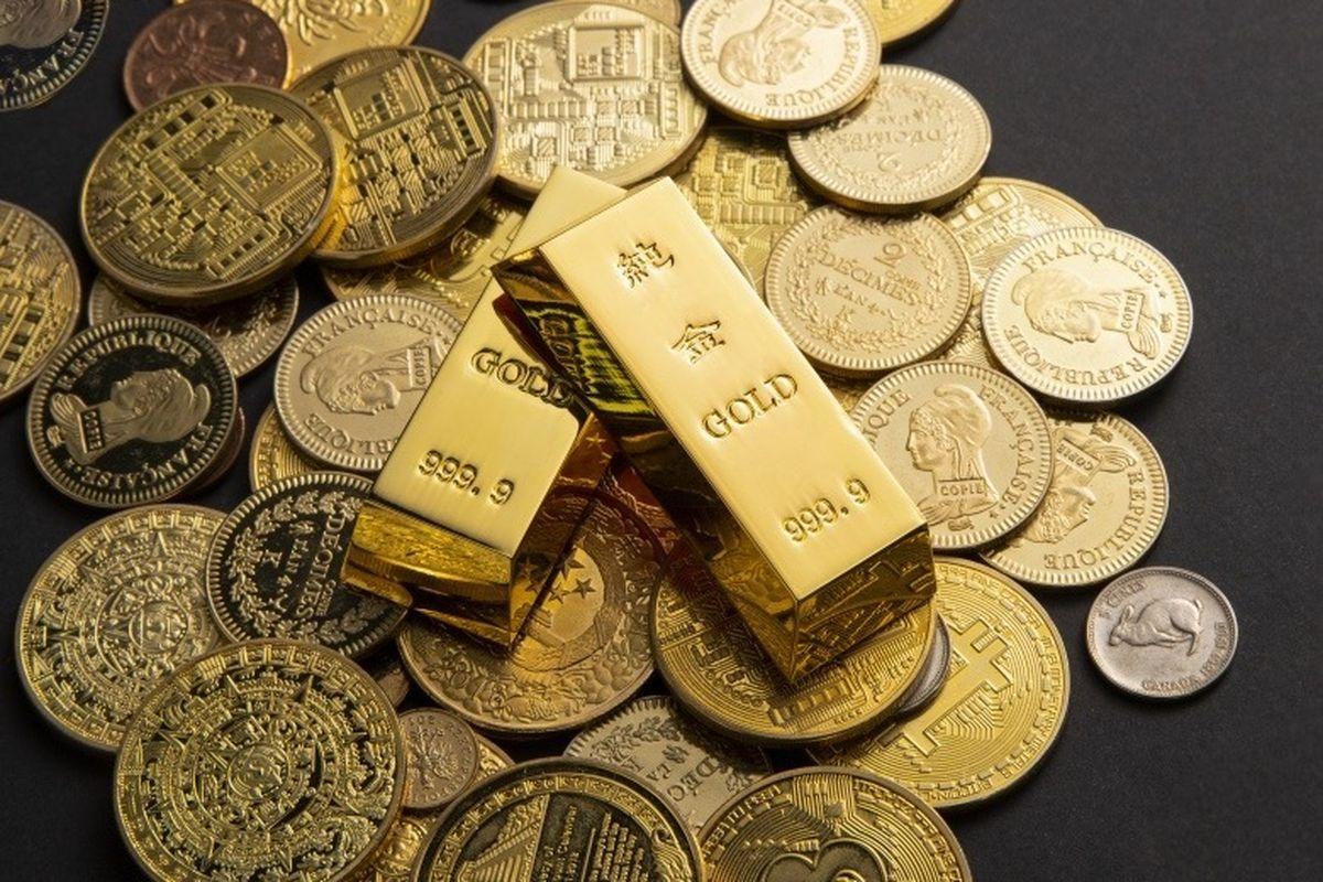 Harga emas dunia berbalik menguat pada perdagangan Kamis (11/6/2026) setelah Amerika Serikat (AS) melancarkan serangan baru ke Iran. Aksi militer tersebut memperburuk ketegangan geopolitik di Timur Tengah dan kembali mengguncang pasar keuangan global.