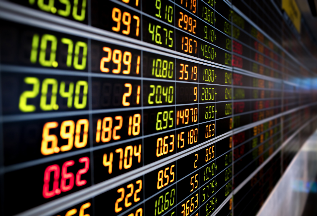 Mengapa CFD Saham US Umumnya Tidak Ideal untuk Jangka Panjang